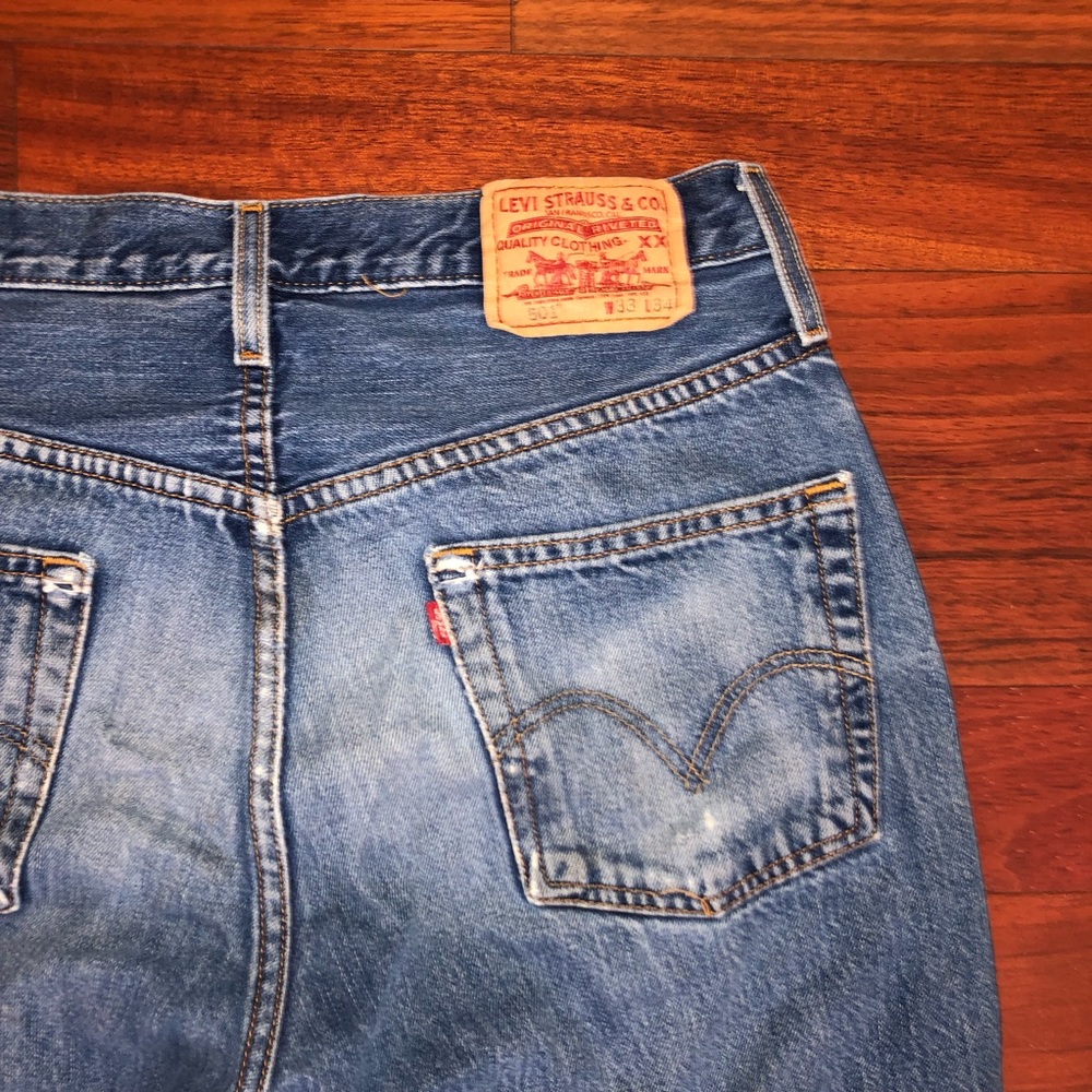Vintage Levi Jeans - Picture 6 of 6